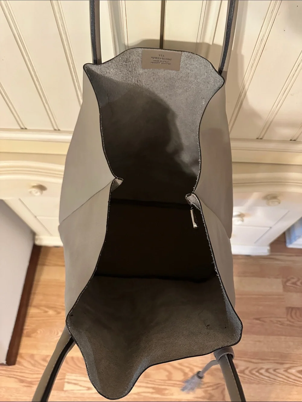 Handmade Italian Women’s Gray Leather Tote Bag with Tassel